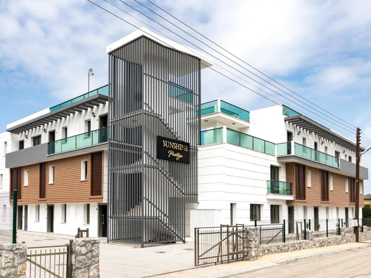 Sunshine Prestige Apartments Agios Georgios  외부 사진